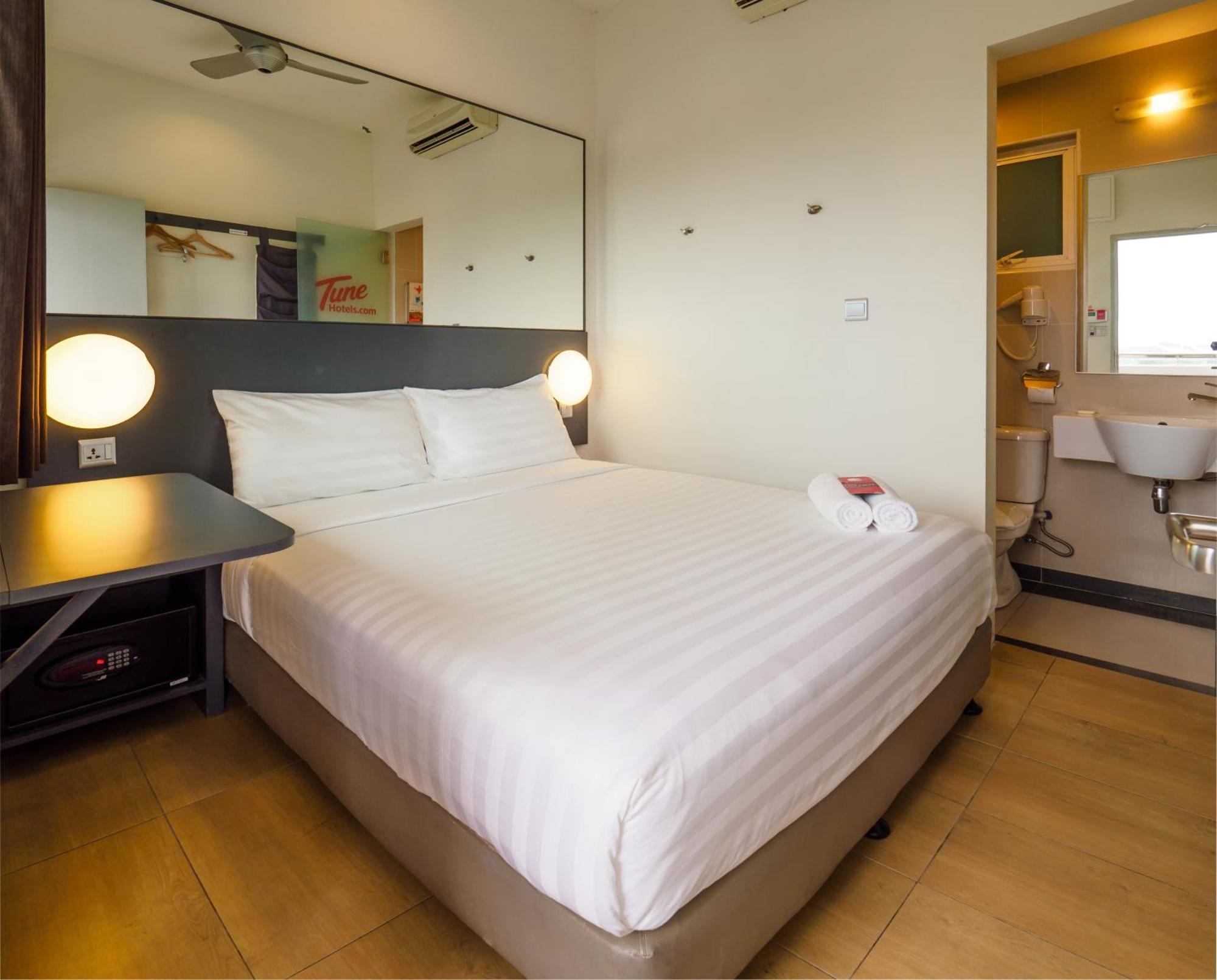 Tune Hotel Klia Aeropolis Sepang Ngoại thất bức ảnh