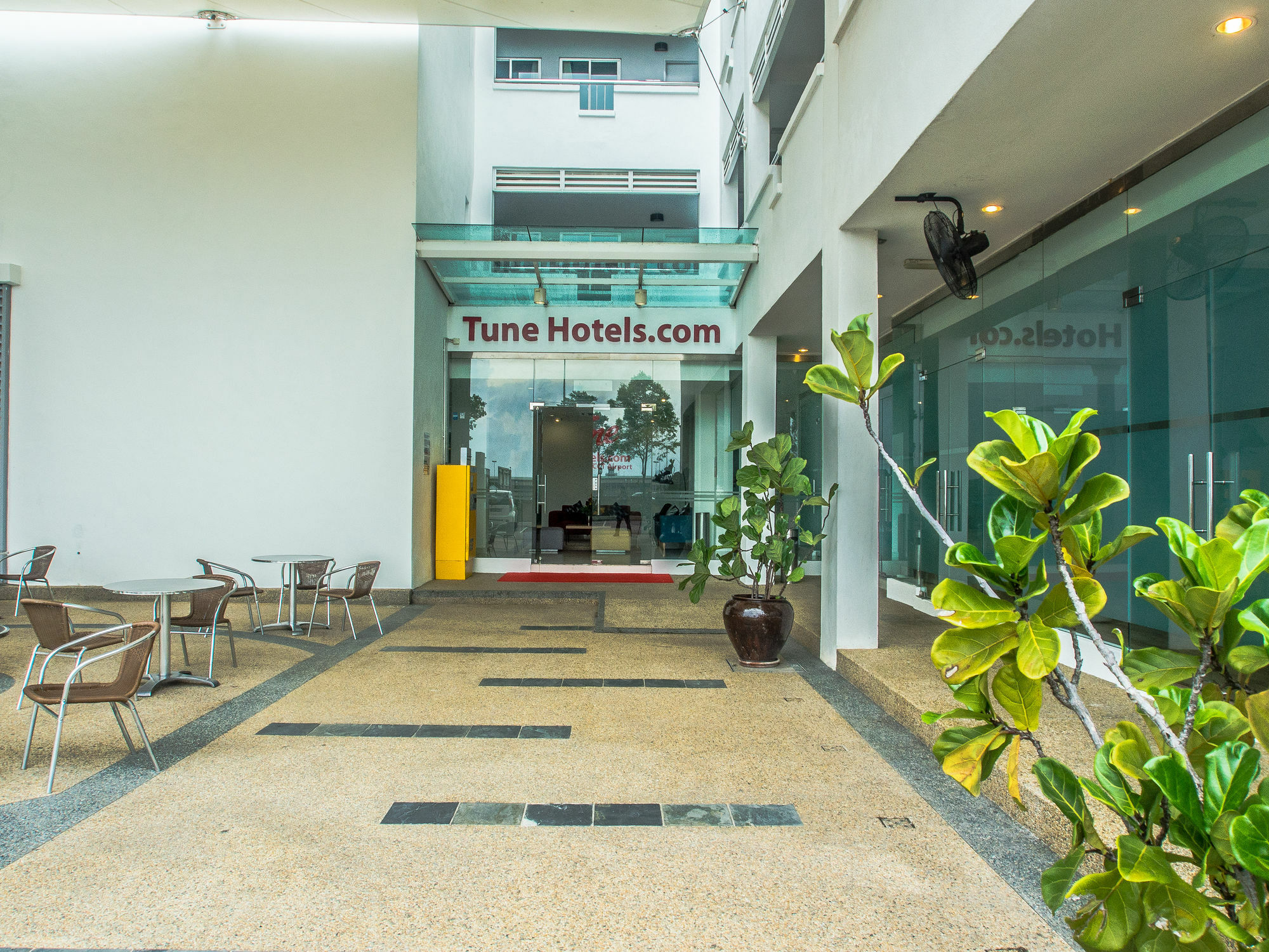 Tune Hotel Klia Aeropolis Sepang Ngoại thất bức ảnh